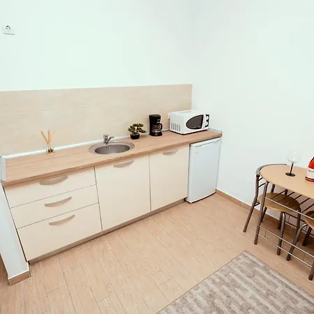 Aby Studio Dasilva Cluburi ママイア